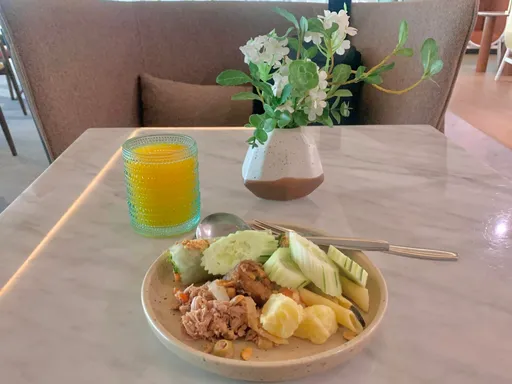  The Coral Finest Business Class Lounge Food